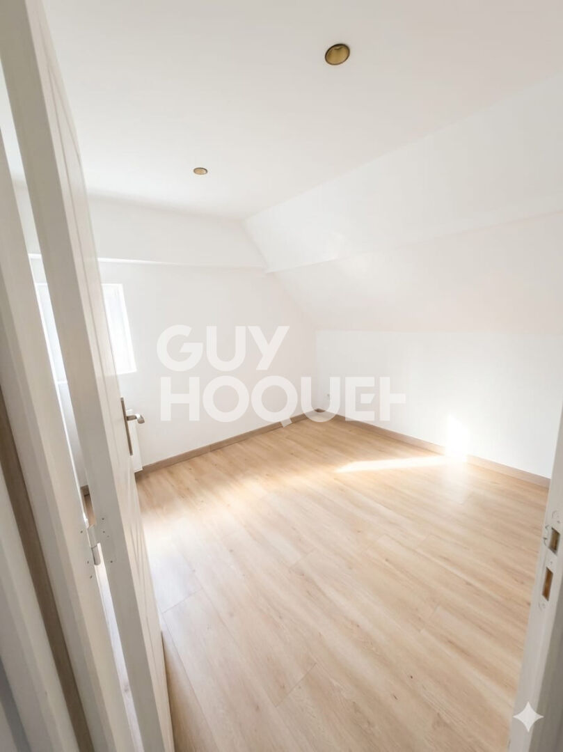 Maison bourgeoise avec seconde habitation- fort potentiel- La Neuville en hez.