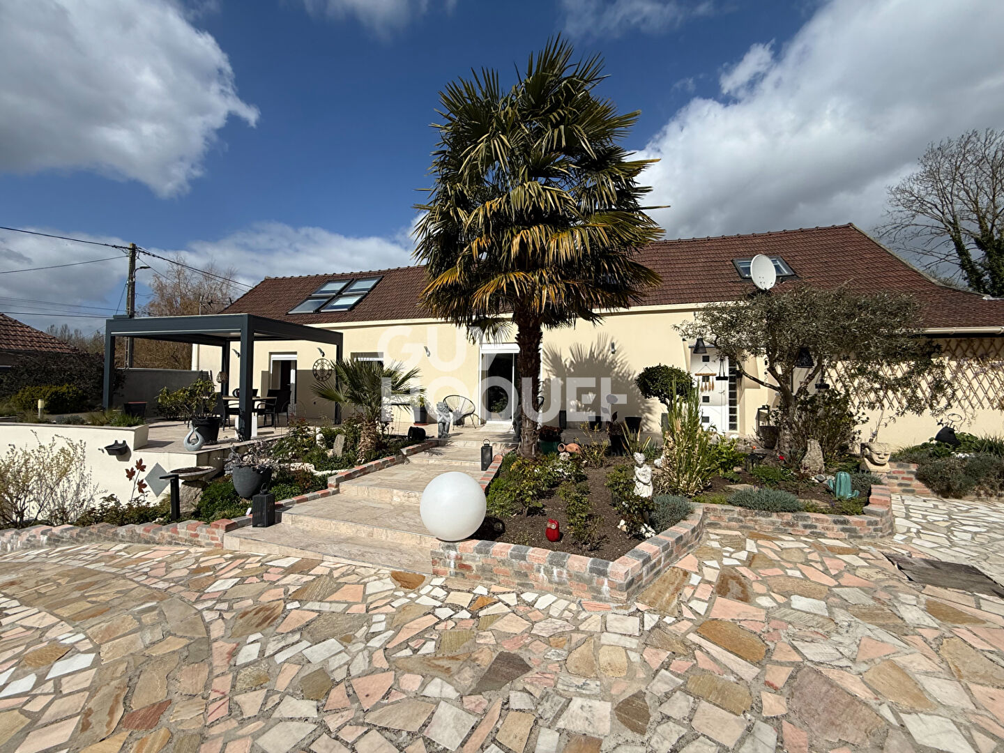 Exceptionnelle Longère de Prestige à Vendre - 6 Pièces, Piscine, Grand Standing