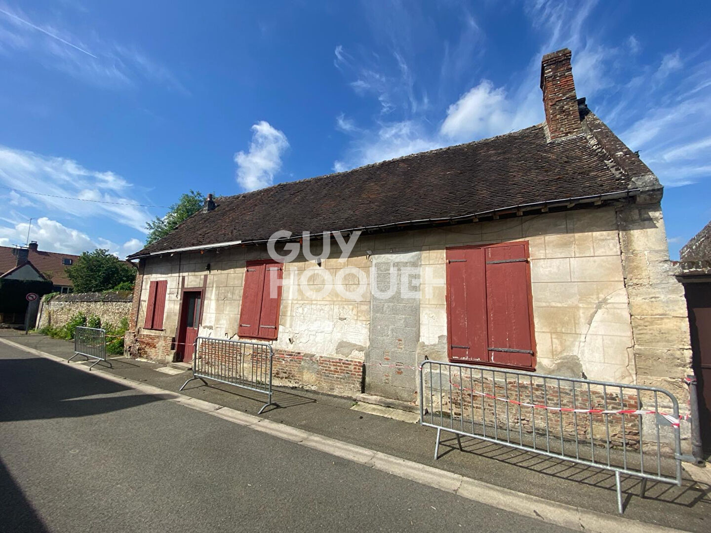 Maison à rénover de 4 pièces avec fort potentiel à La Neuville-en-Hez — photo 2