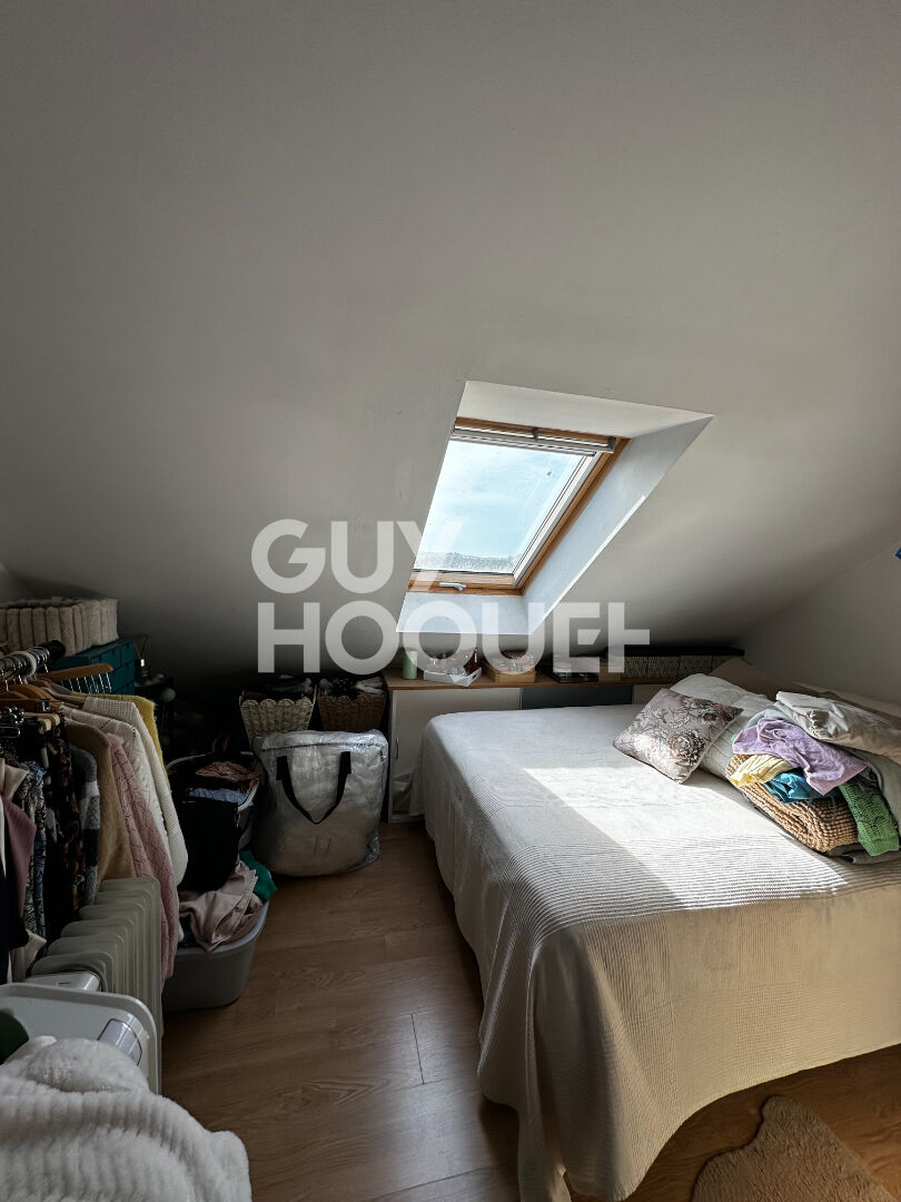 Exclusivité - Charmant duplex de 2 pièces à vendre à Clermont centre.