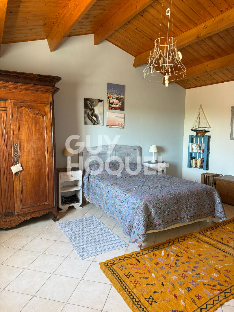 LE CHATEAU D OLERON : maison T5 (117 m²) à vendre