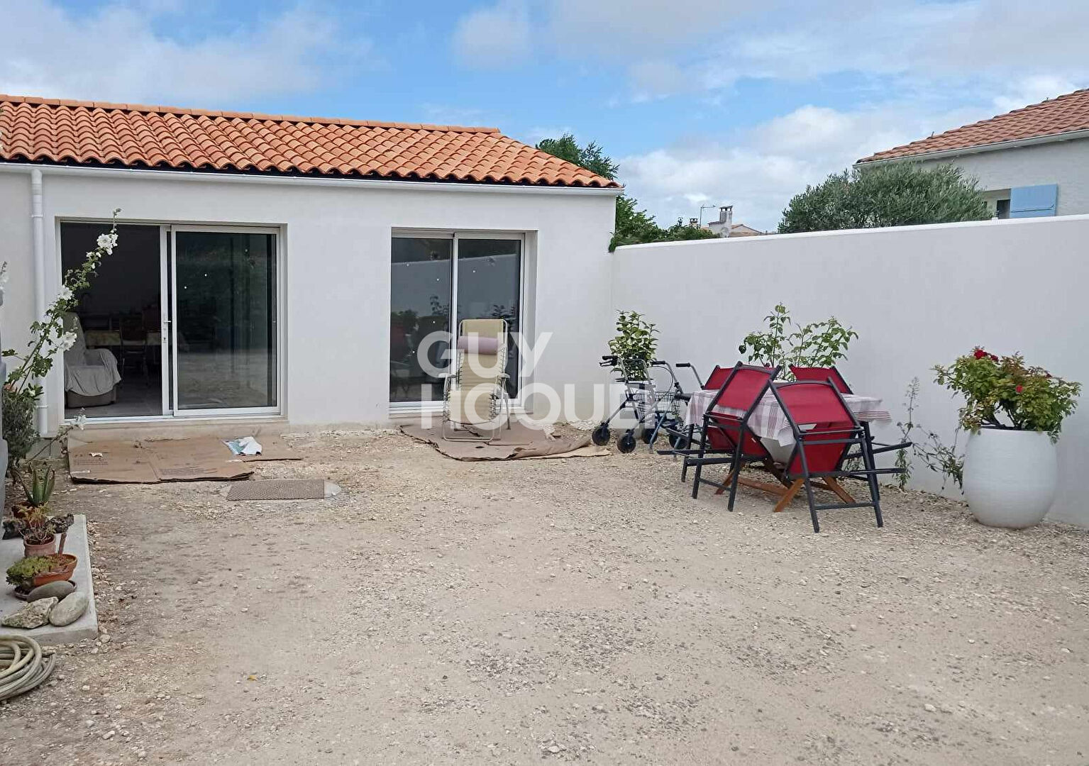 Maison de 2 pièces (37 m²) à louer à DOLUS D OLERON