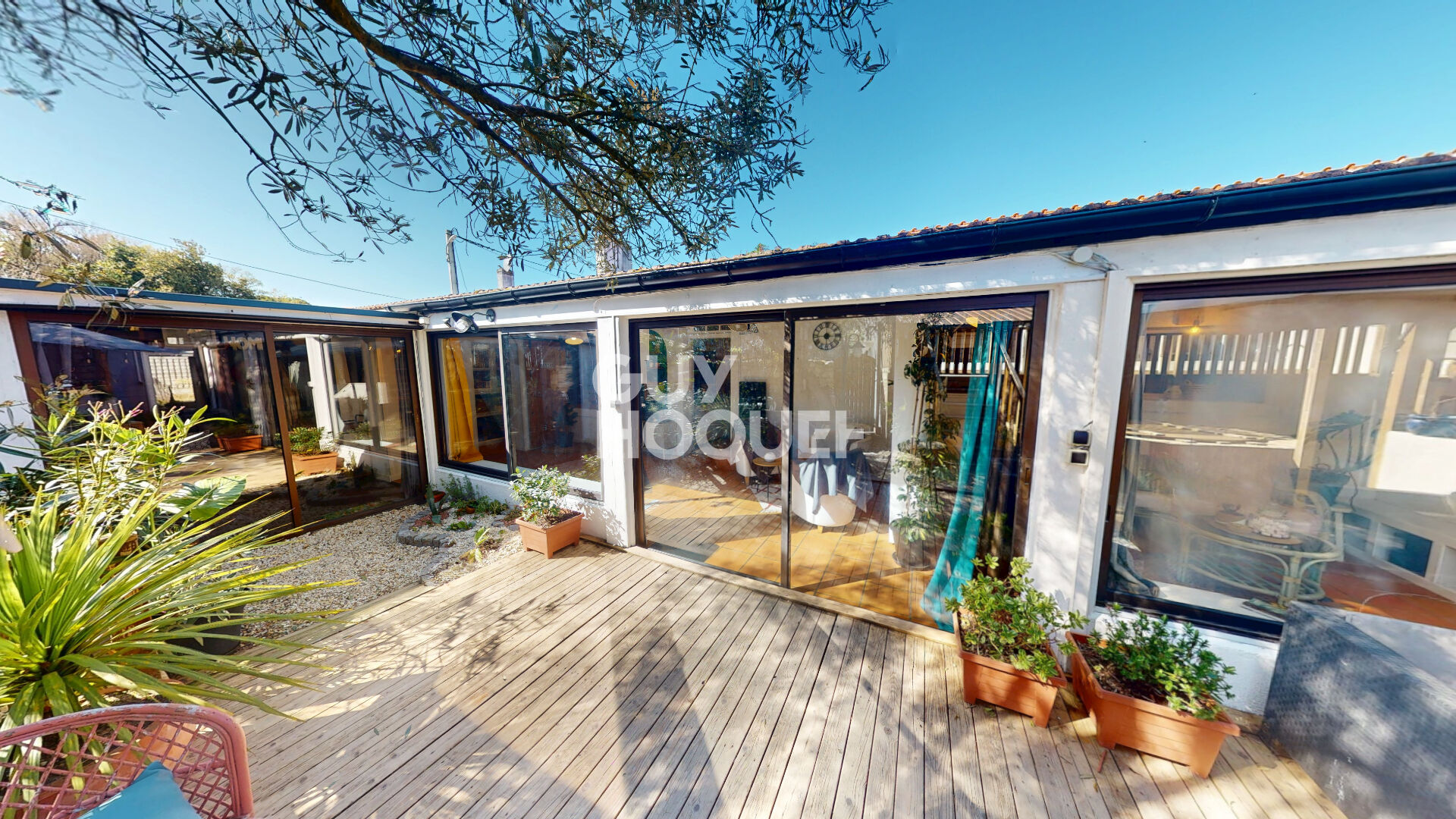 Grande maison familiale + grand chai à rénover - Sauzelle - 1km de la plage