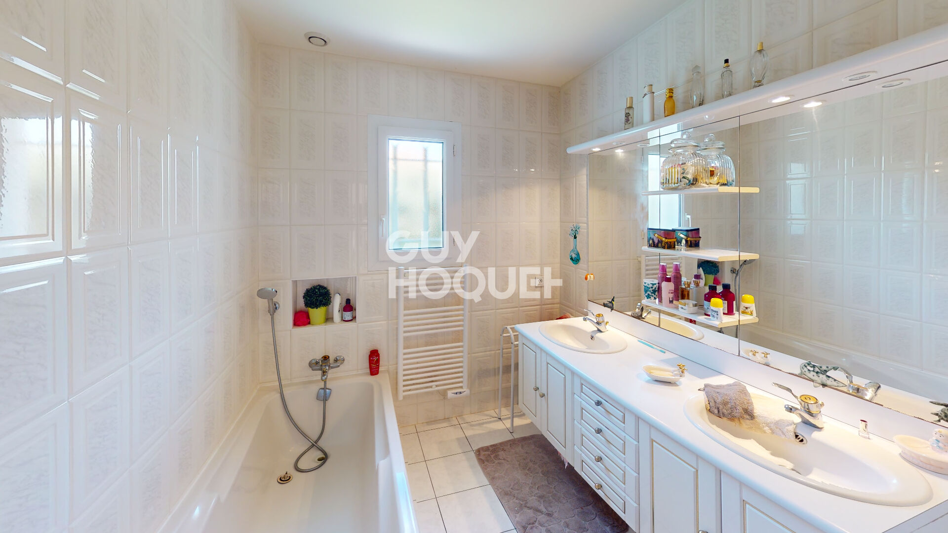 Maison La Bree Les Bains 4 pièce(s) 118 m2