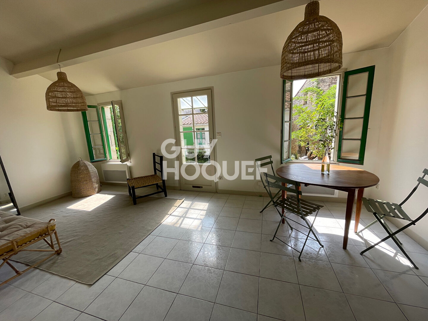 Charmante maison rénovée en Centre-bourg + Studio indépendant