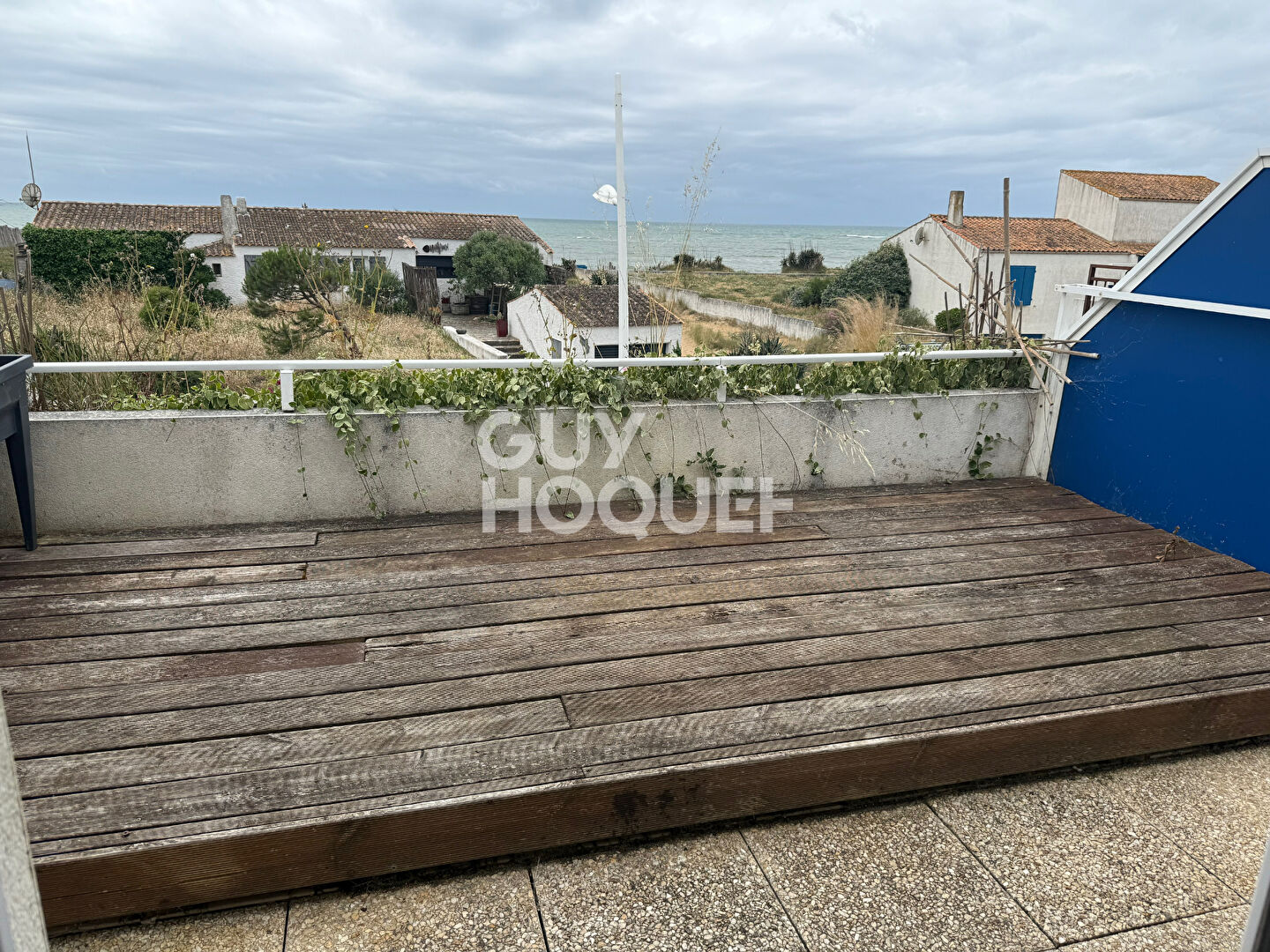 VUE MER À vendre : Appartement 2 pièces à LA COTINIERE