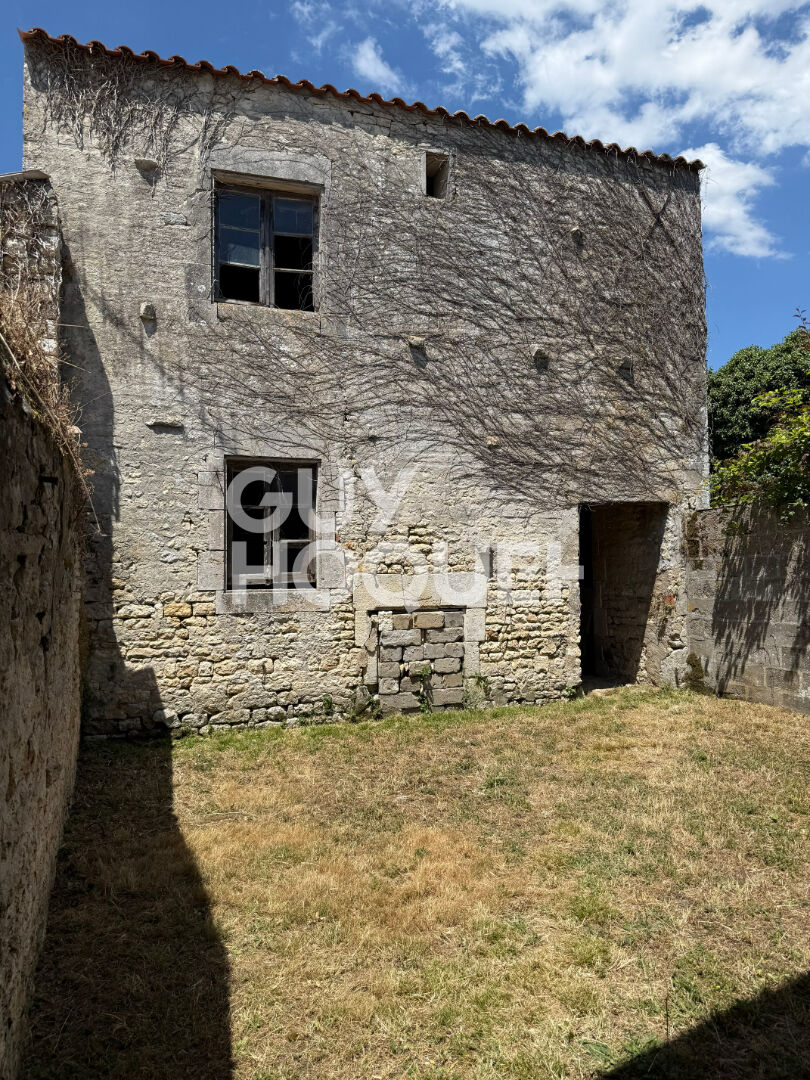 Maison à vendre à Dolus d'Oléron - Un potentiel exceptionnel à saisir !