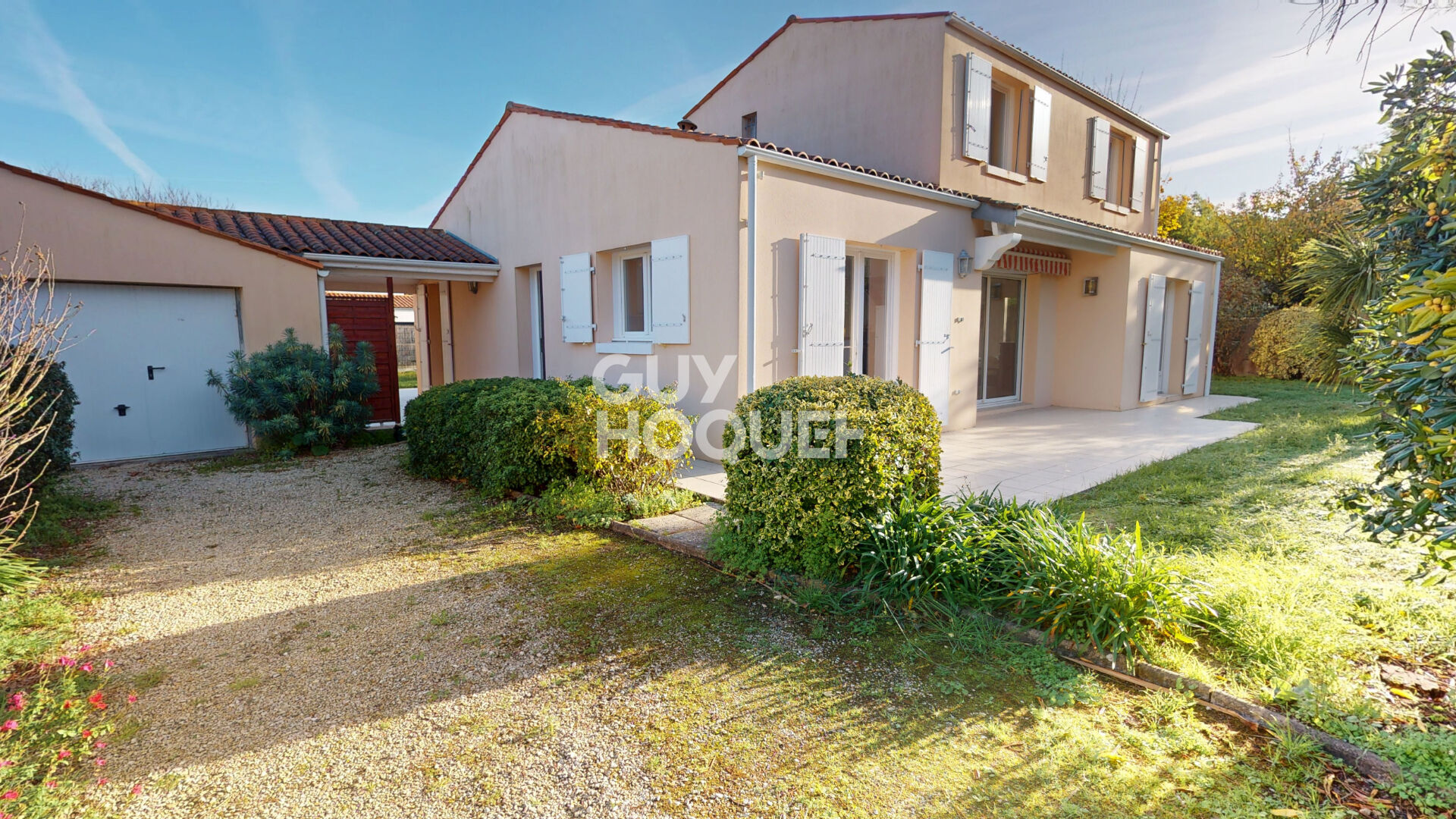 Belle Maison Familiale à vendre à La Rémigeasse- 4 chambres et à 500m de la Plage !