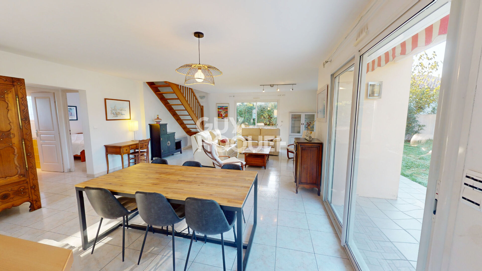 Belle Maison Familiale à vendre à La Rémigeasse- 4 chambres et à 500m de la Plage !