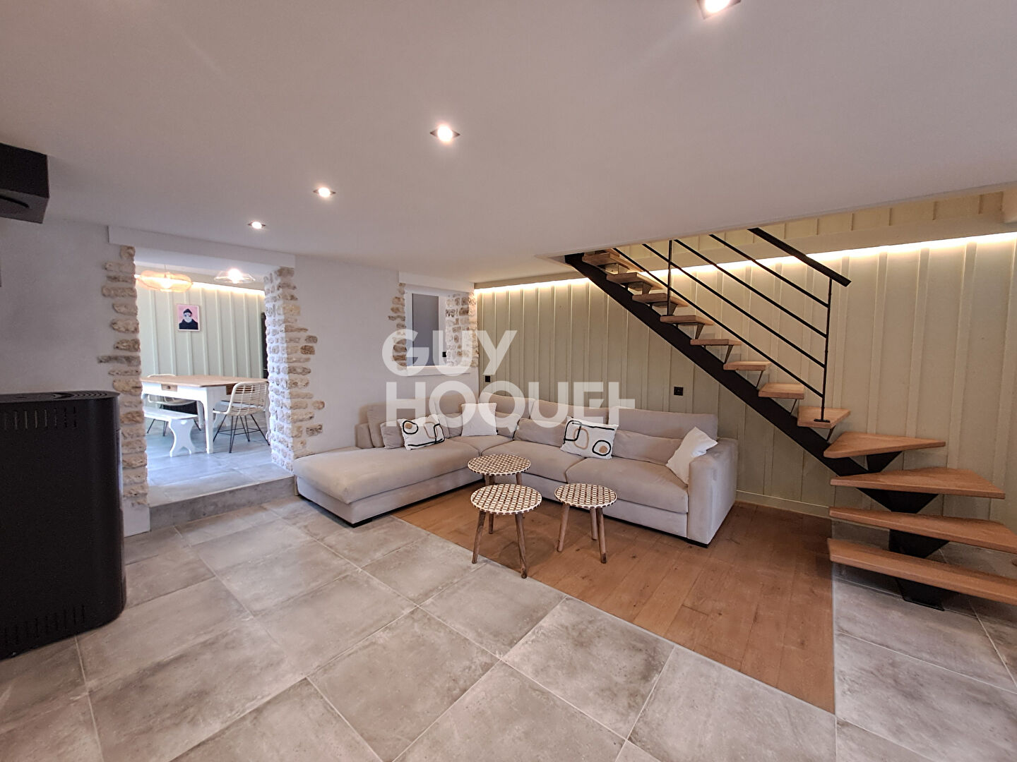 Maison rénovée à La Rémigeasse  4 pièce(s)