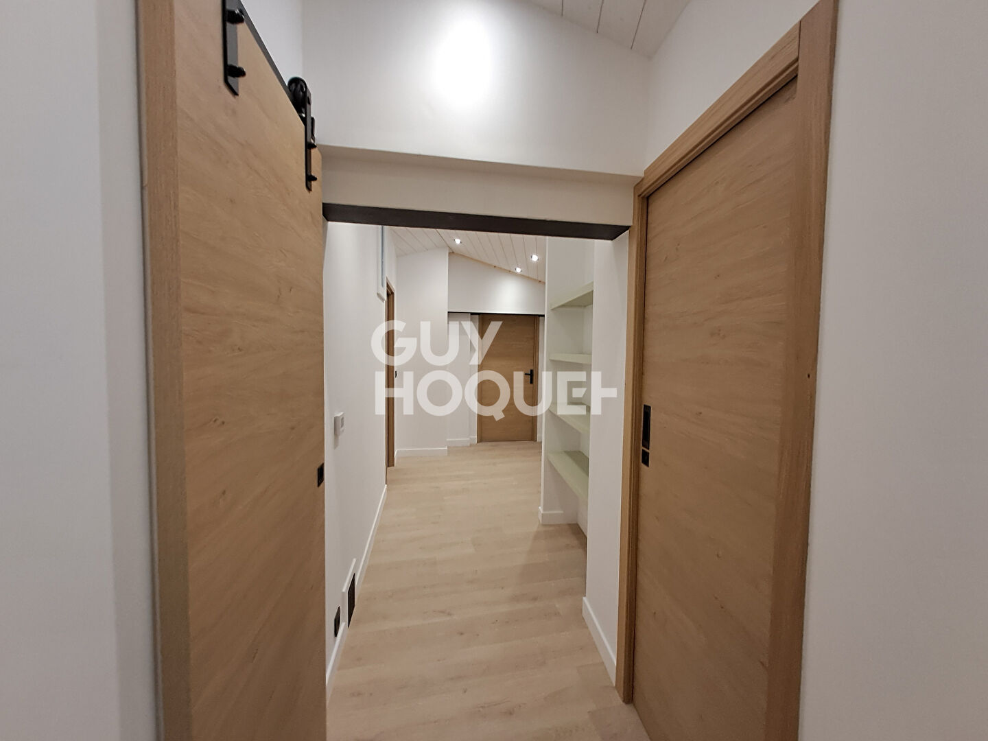 Maison rénovée à La Rémigeasse  4 pièce(s)