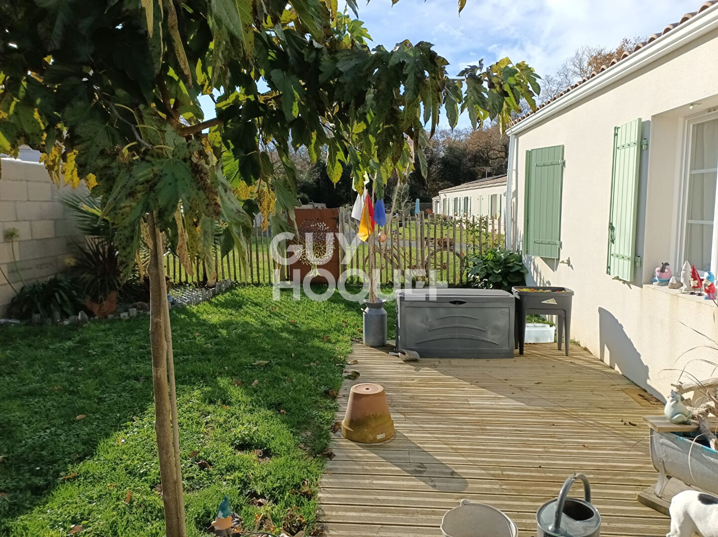 Charmante Maison à Vendre à Dolus d'Oléron - 3 chambres et terrasse Spacieuse !