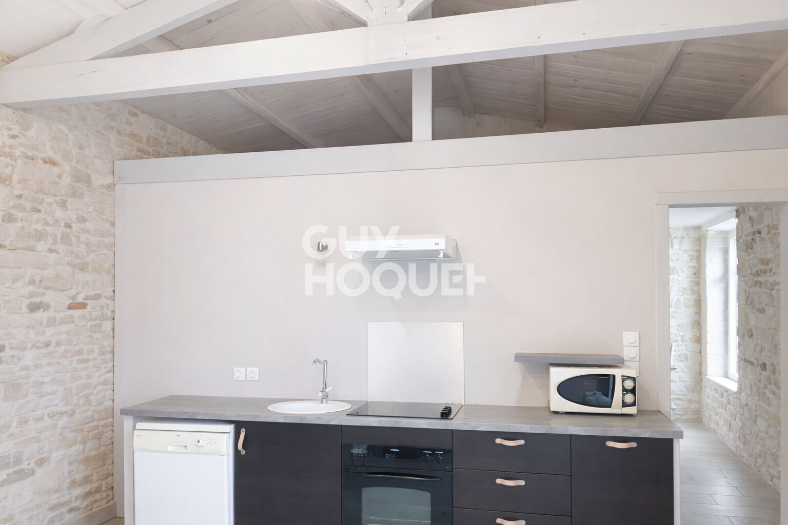 Maison rénovée avec dépendance et fort potentiel - Centre de Saint-Pierre d'Oléron