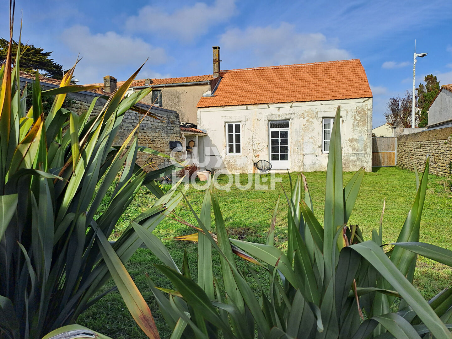 Maison rénovée avec dépendance et fort potentiel - Centre de Saint-Pierre d'Oléron