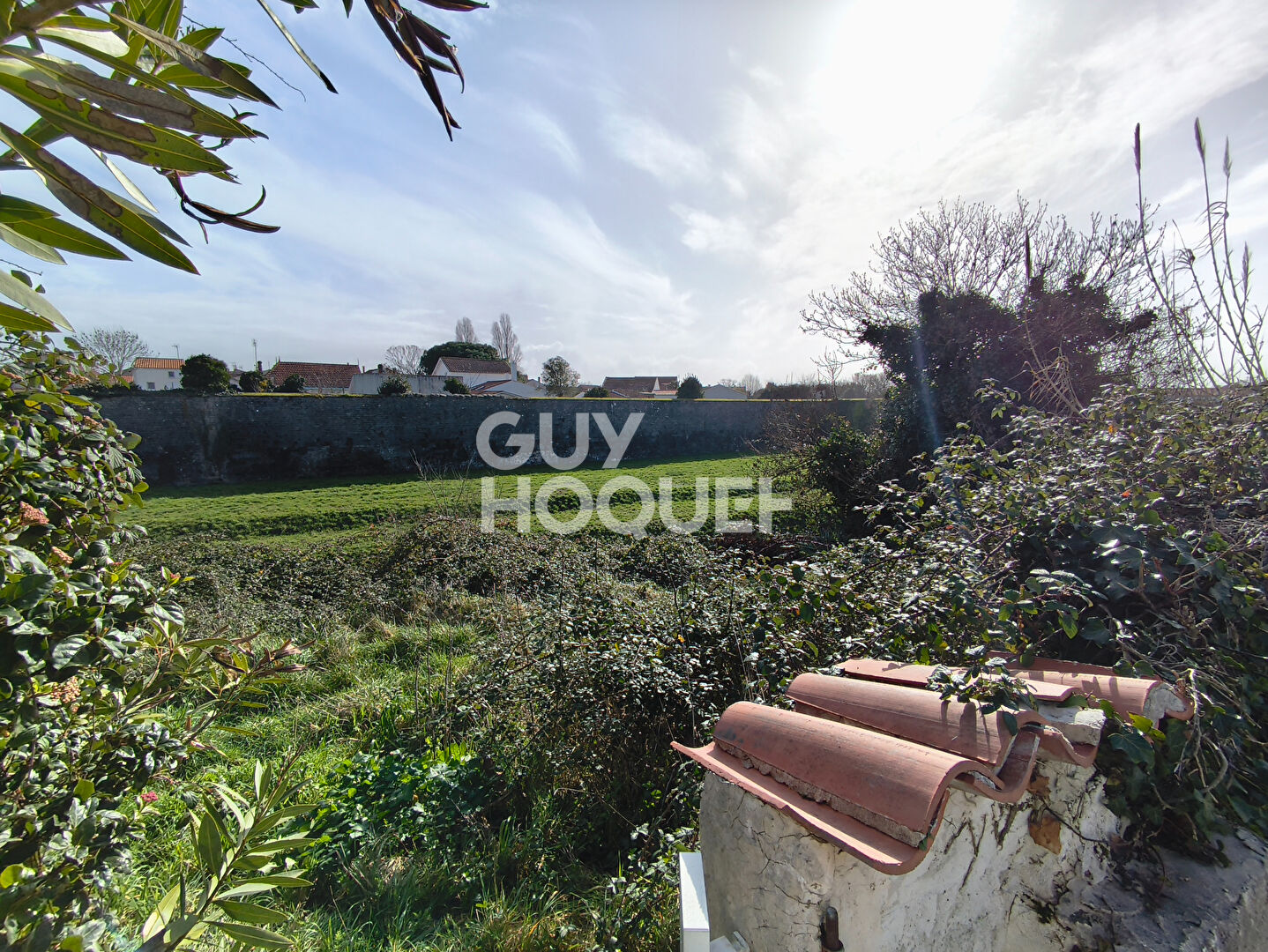 Secteur Exclusif : Un Panorama sur la Citadelle du Château d'Oléron - Maison de 131m², 5 chambres