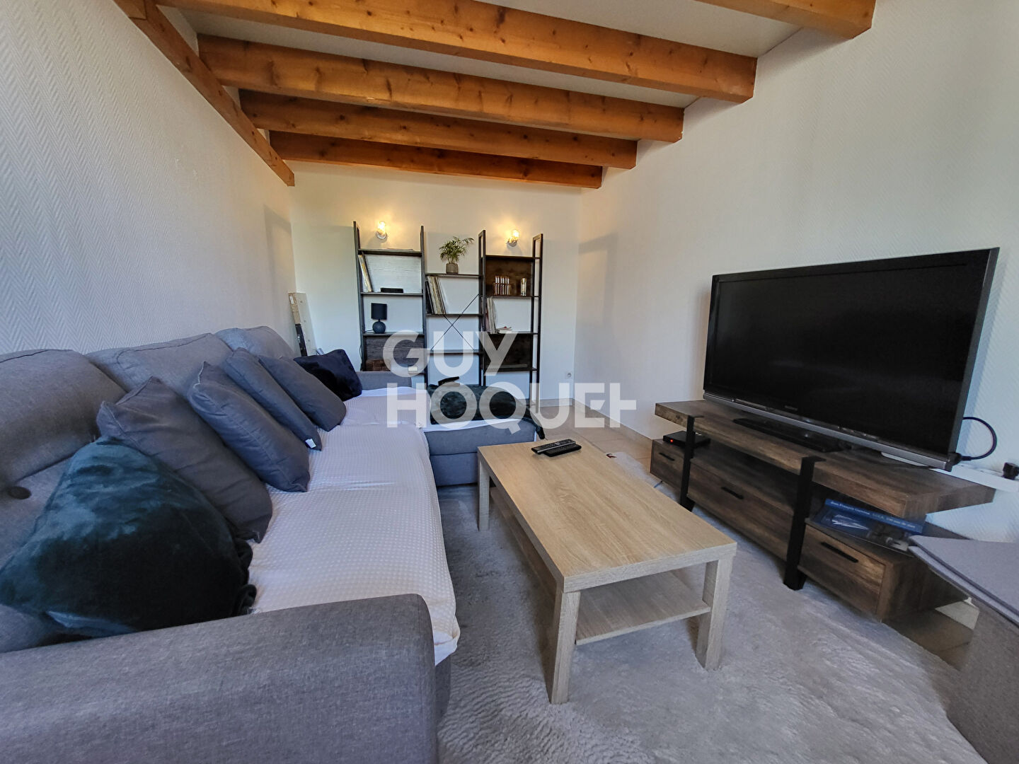 Entrepôt avec la maison à vendre de 168 m²  et 65 m2 à Saint-Denis-d'Oléron
