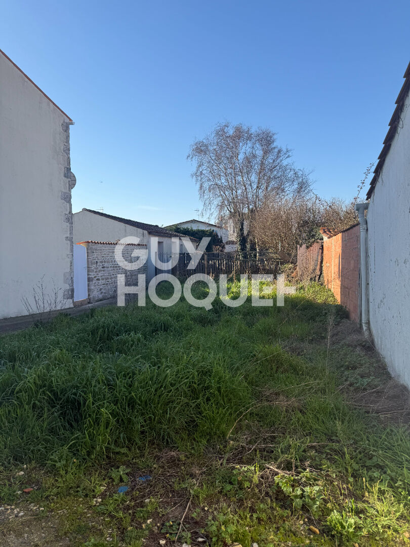 Terrain AVEC PERMIS DE CONSTUIRE à vendre de 94 m² au Grand-Village-Plage - Réf 12348