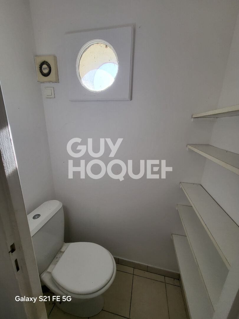 Charmante maison 4 pièces à vendre à Saint-Pierre-d'Oléron avec piscine et tennis