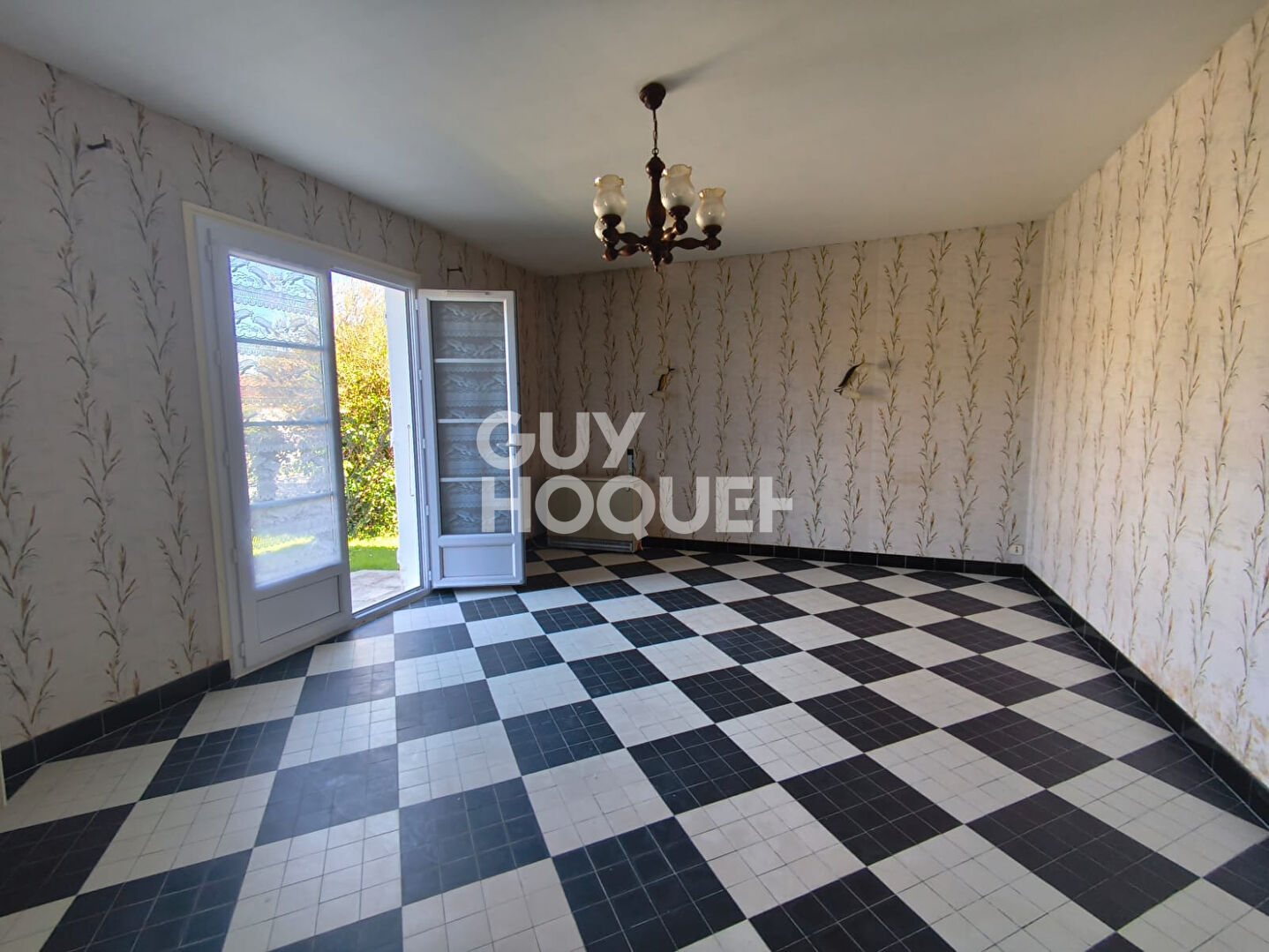 Maison à vendre à Saint-Pierre-d'Oléron - 8 pièces, 143 m², travaux à prévoir