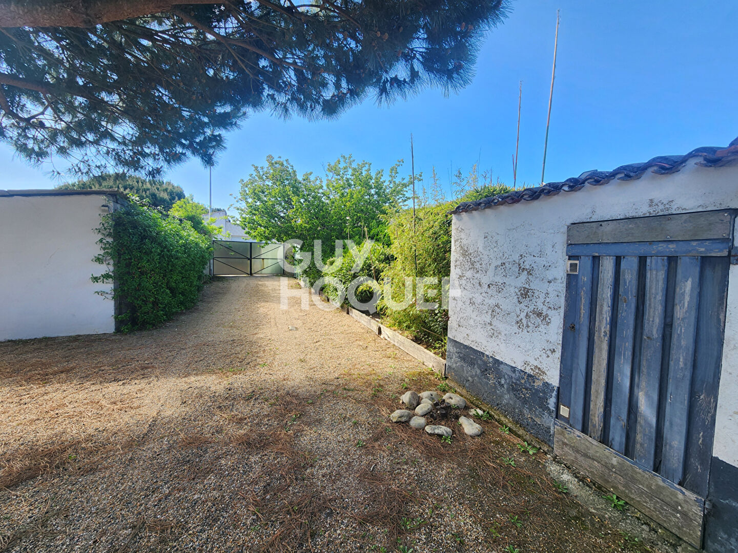Maison à vendre à Saint-Georges-d'Oléron : un havre de paix entre terre et mer