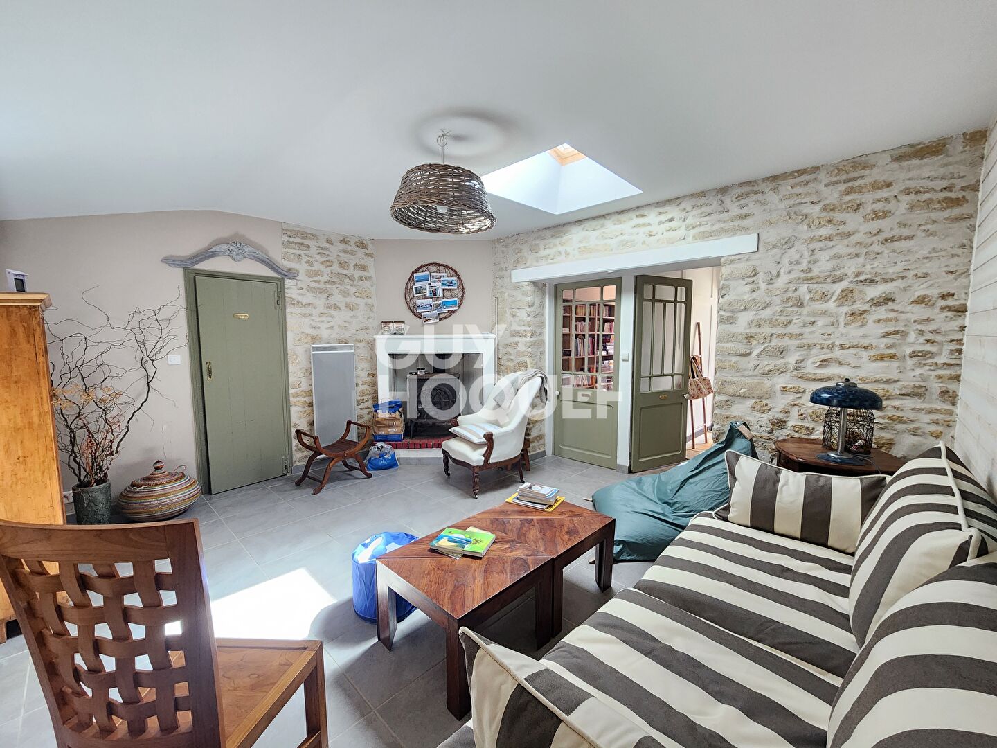 Maison à vendre à Saint-Georges-d'Oléron : un havre de paix entre terre et mer