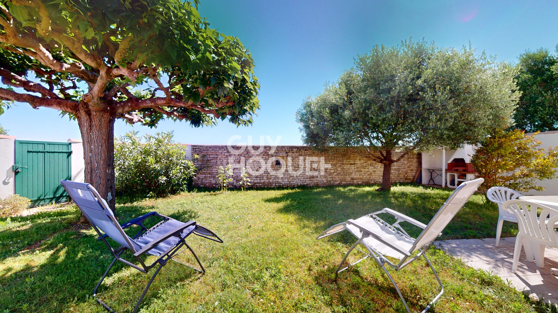 A vendre - Sainte-Marie-de-Ré - Maison au calme entre plage et centre, en bordure de zone naturelle