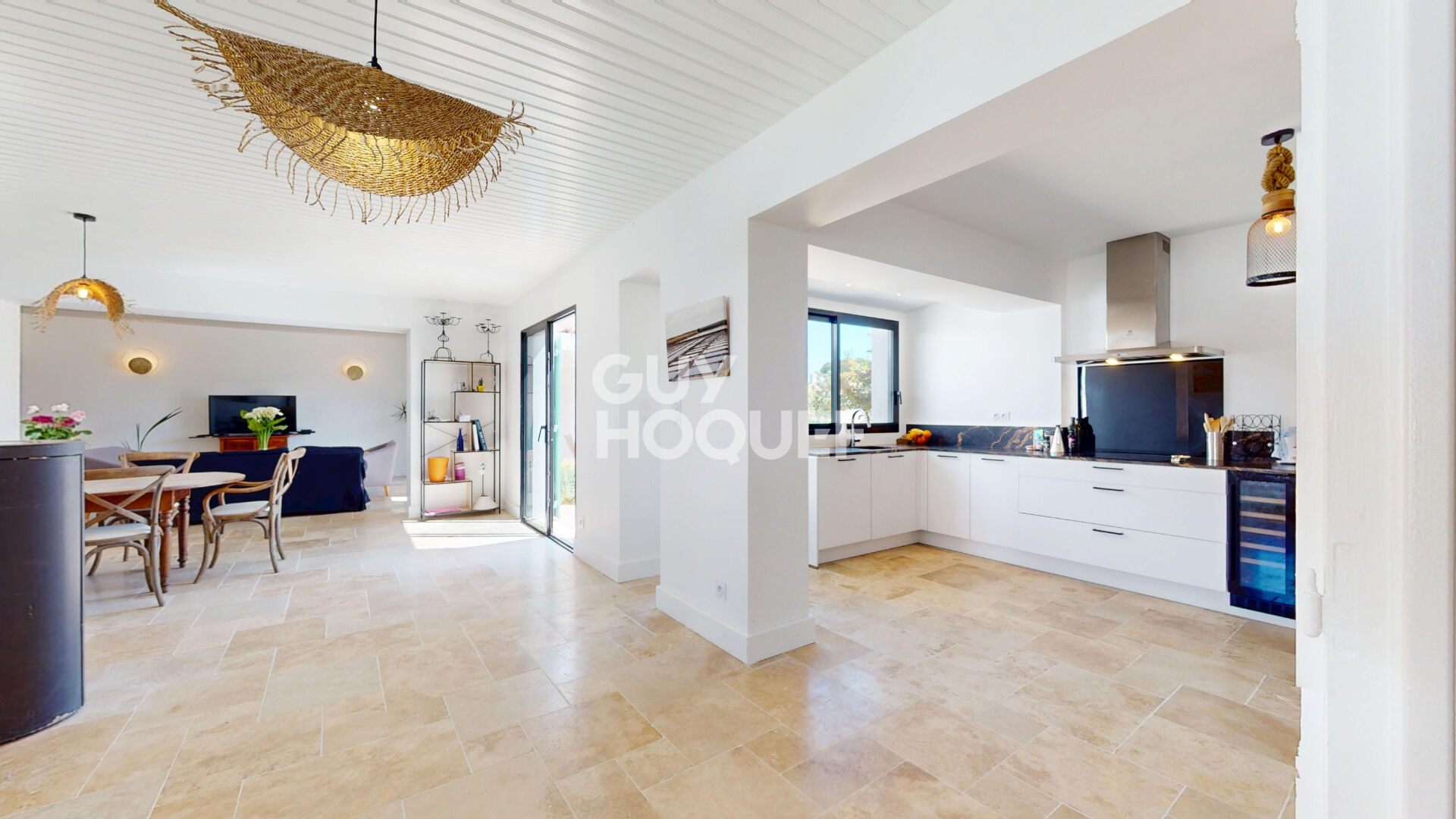 Élégante Maison à Vendre à Loix - Un Écrin de Paix