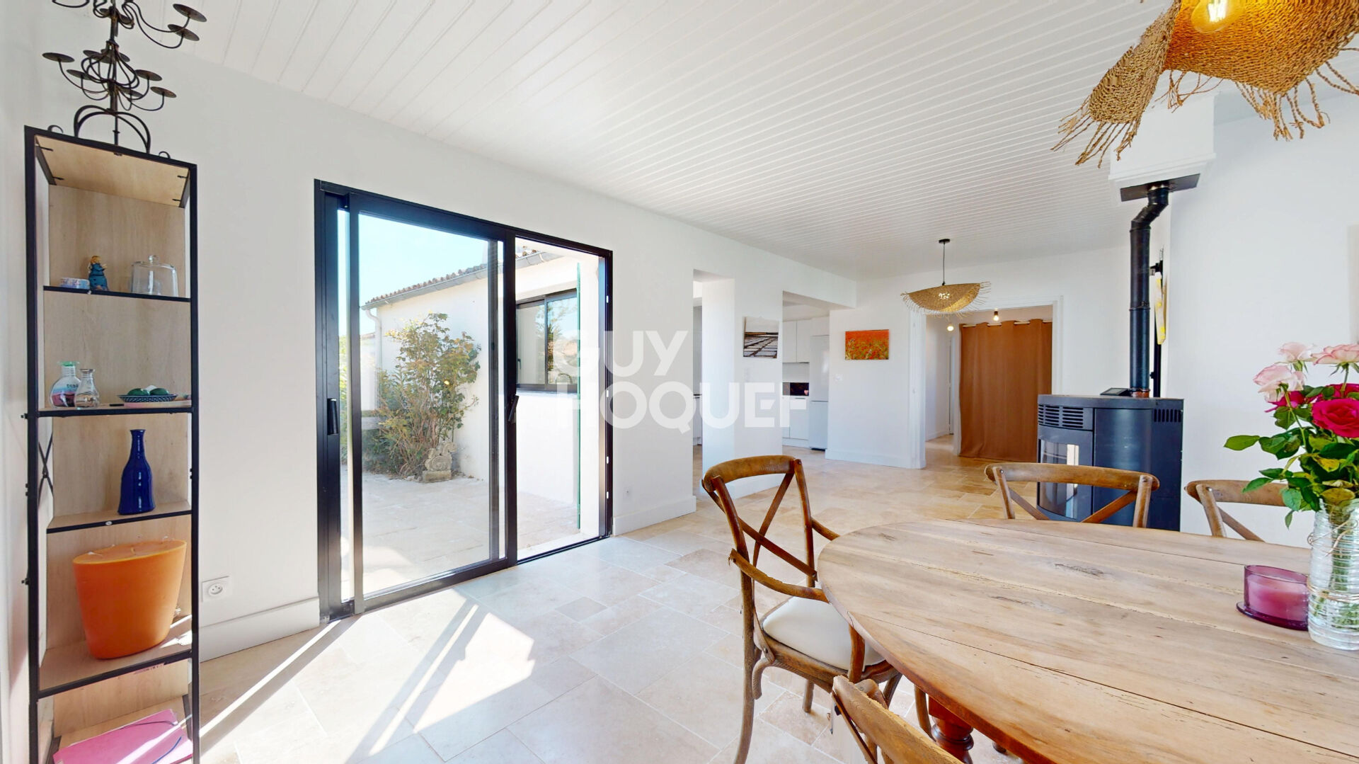 Élégante Maison à Vendre à Loix - Un Écrin de Paix