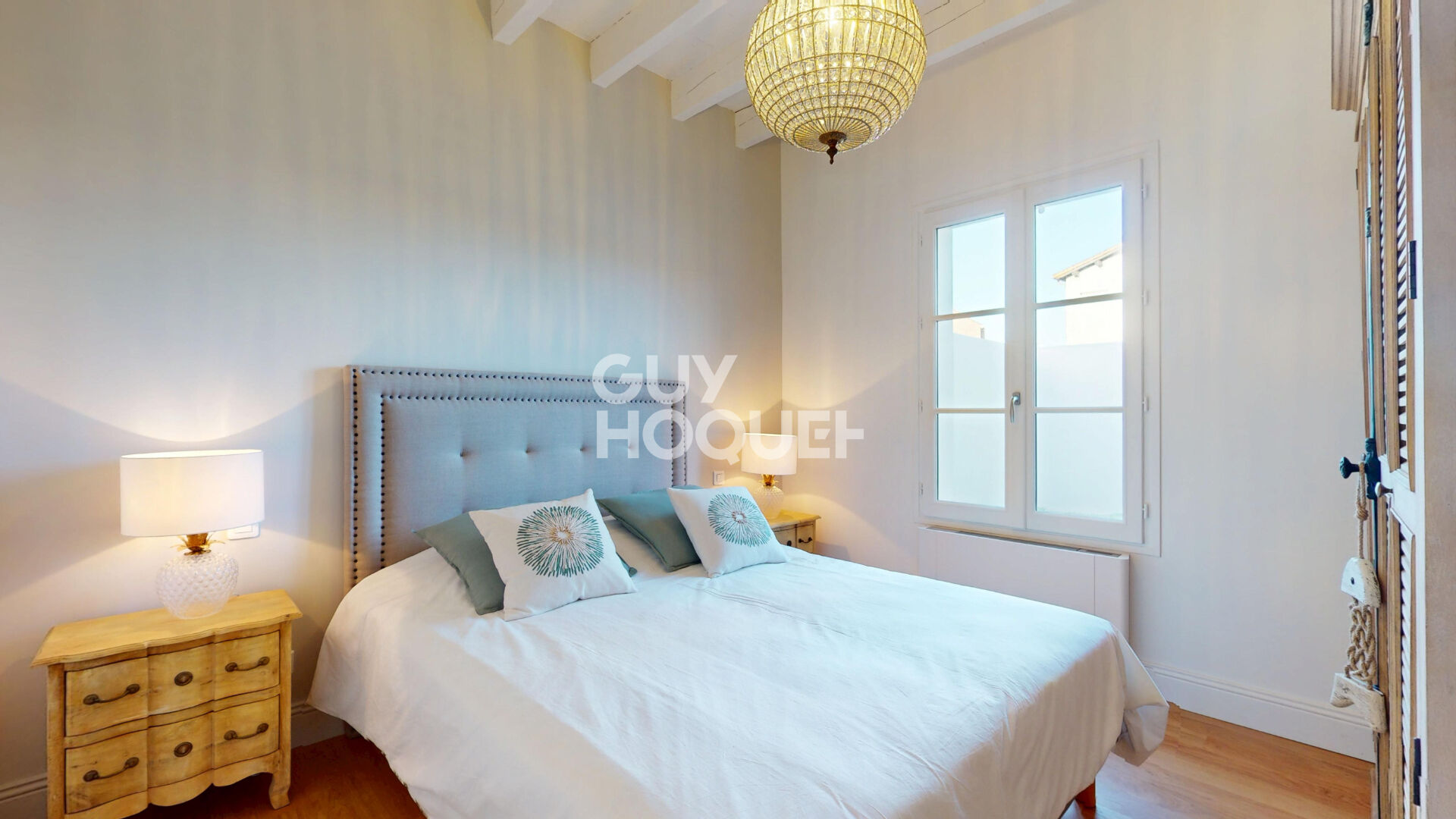 Élégante Maison à Rivedoux-Plage : Un Havre de Paix à Vendre