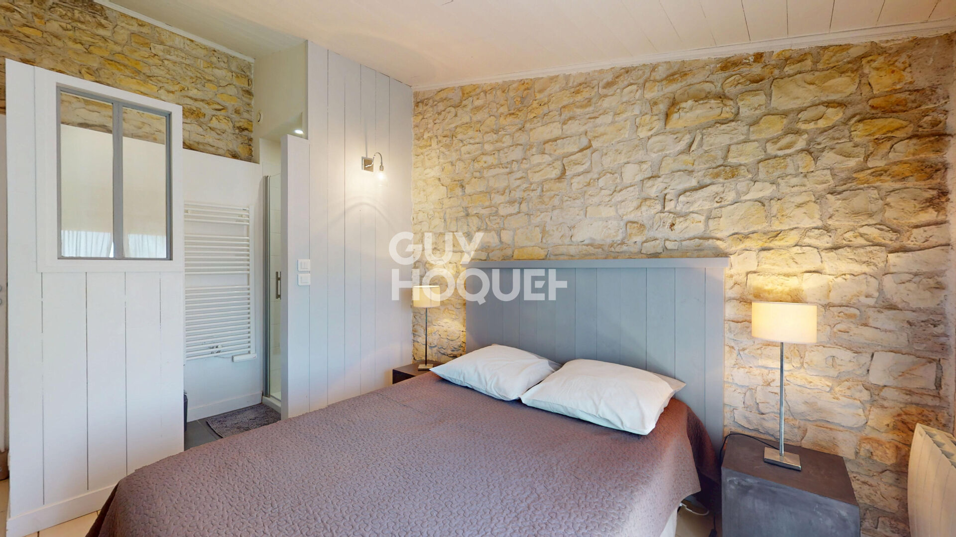 A vendre - Sainte-Marie-de-Ré - Maison de charme avec cour paysagée