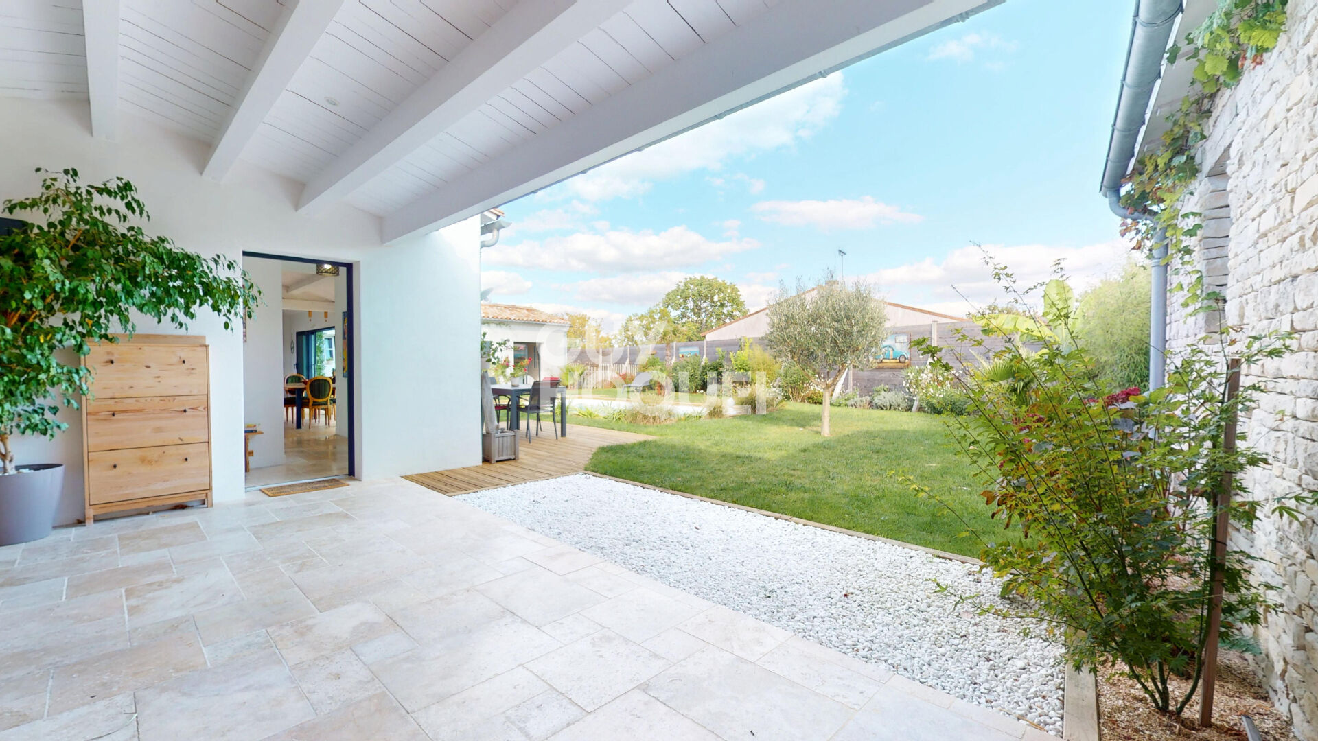 Maison de rêve à La Flotte - Un havre de paix à vendre