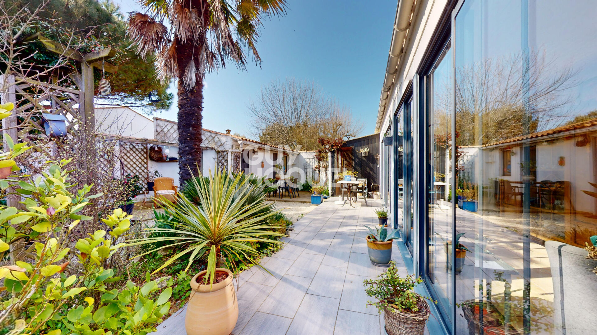 Maison à vendre à Ars-en-Ré - Exclusivité Guy Hoquet