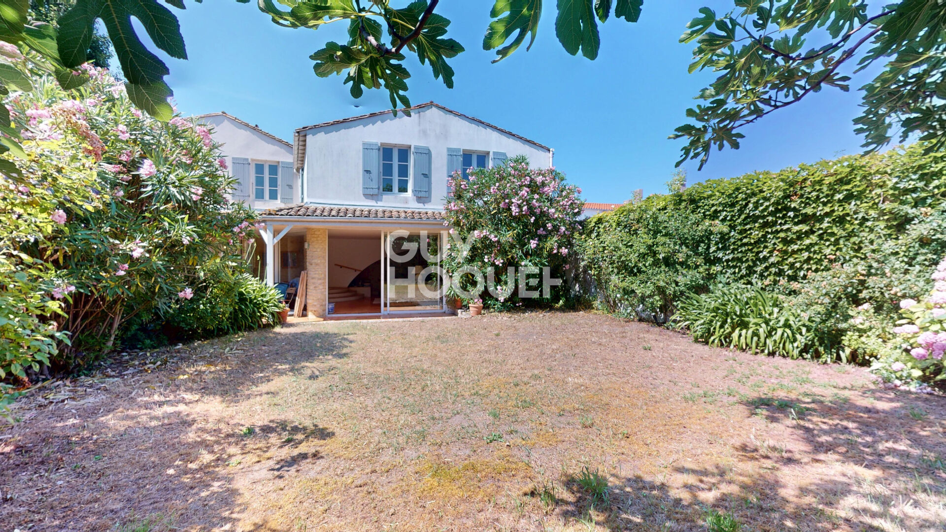 Maison d'exception à vendre au coeur du village de Ars-en-Ré -