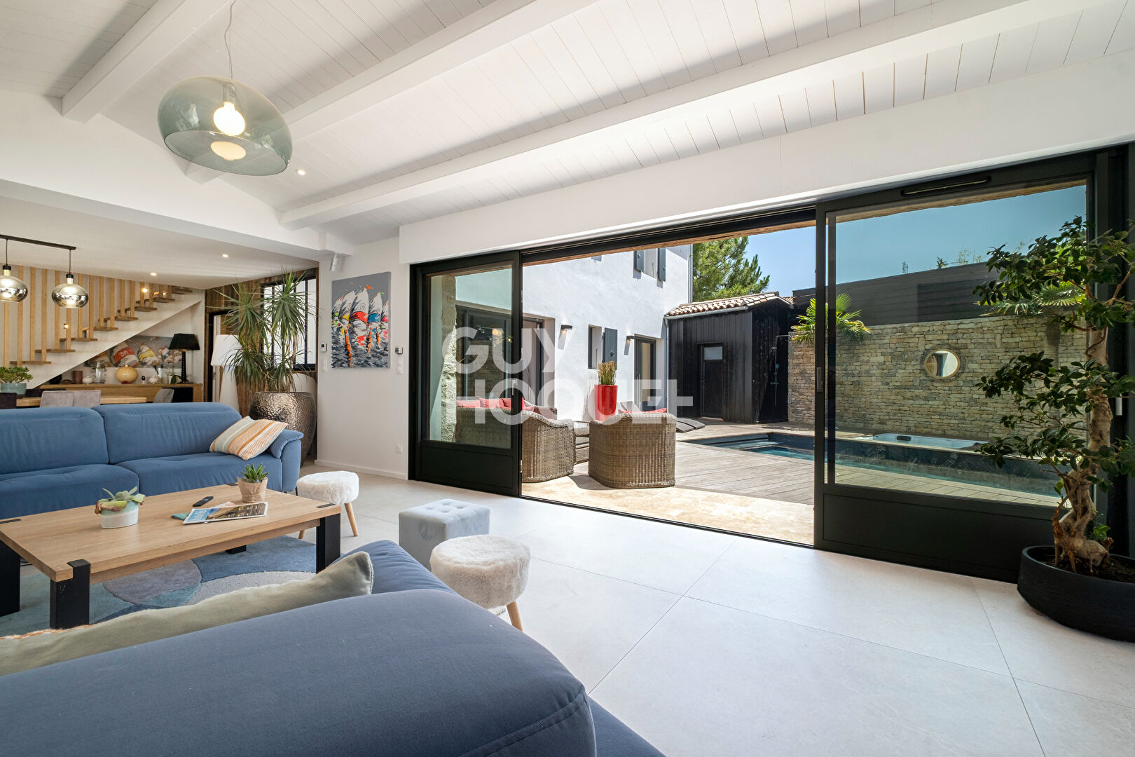 Maison d'exception à Rivedoux-Plage ? 244 m² de pur raffinement