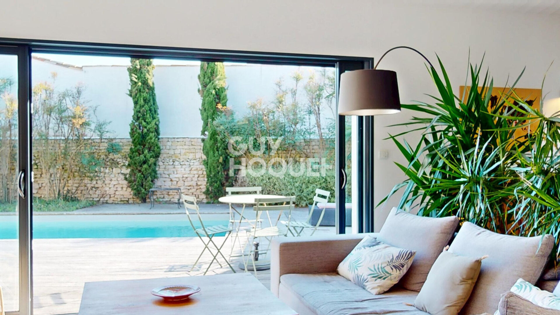 Maison d'Exception à Vendre à Sainte-Marie-de-Ré - 7 Pièces, 215 m², 5 Chambres