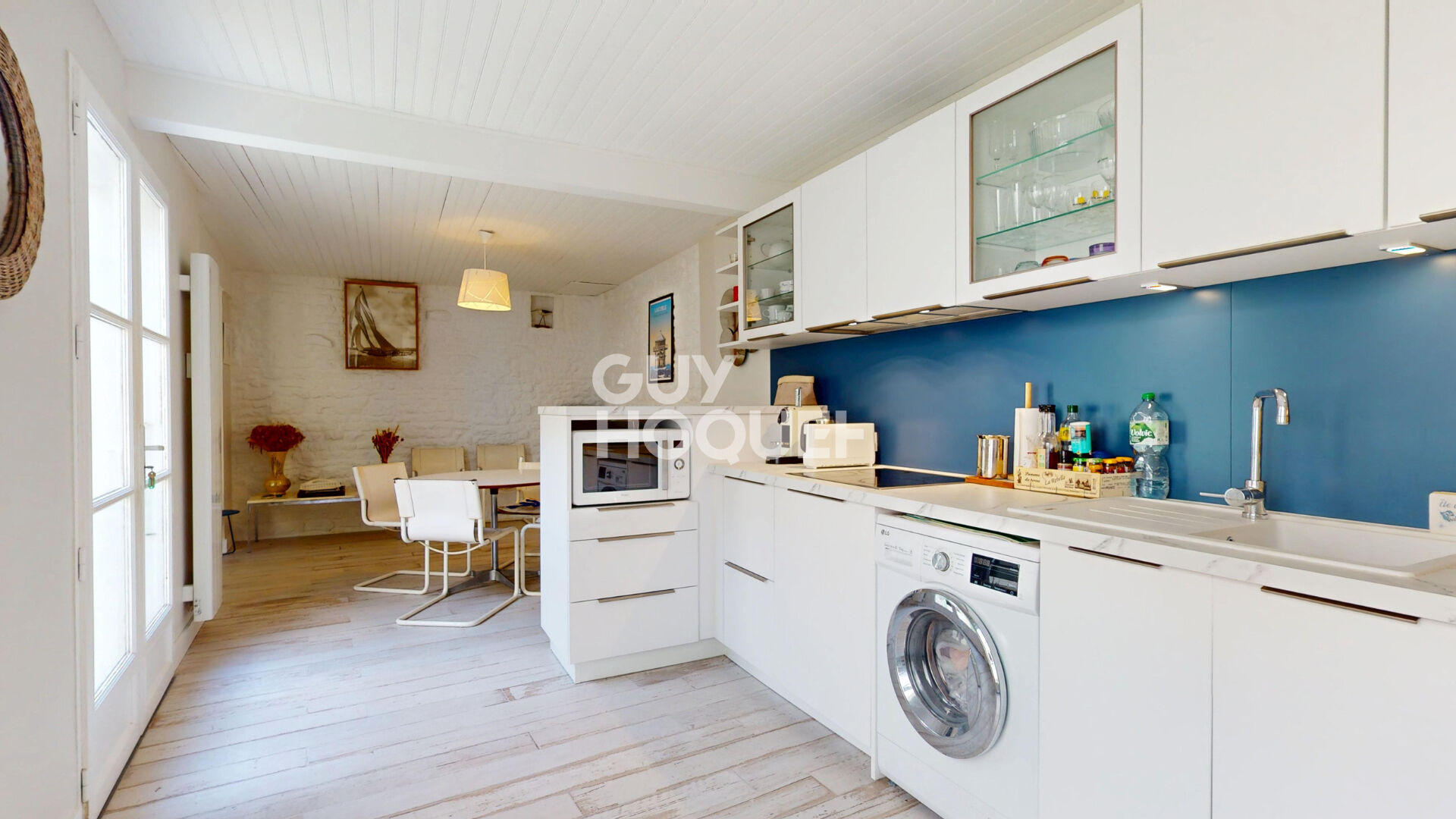 ARS EN RÉ: Maison de village 