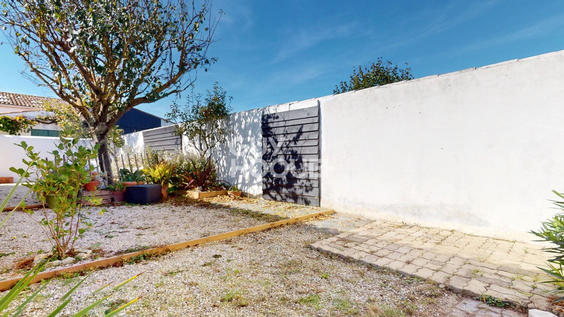 À vendre - Maison  de plain-pied à 200 m du port