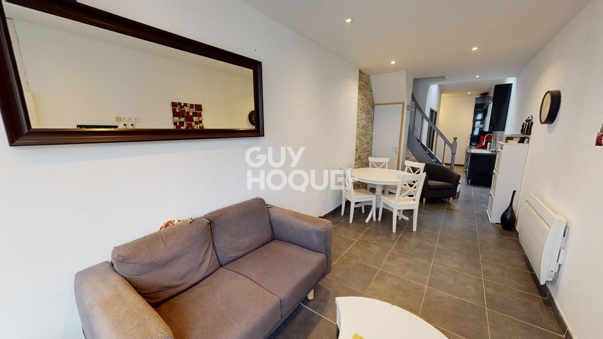 Amiénoise rénovée avec goût proche Faubourgs Saint Honoré