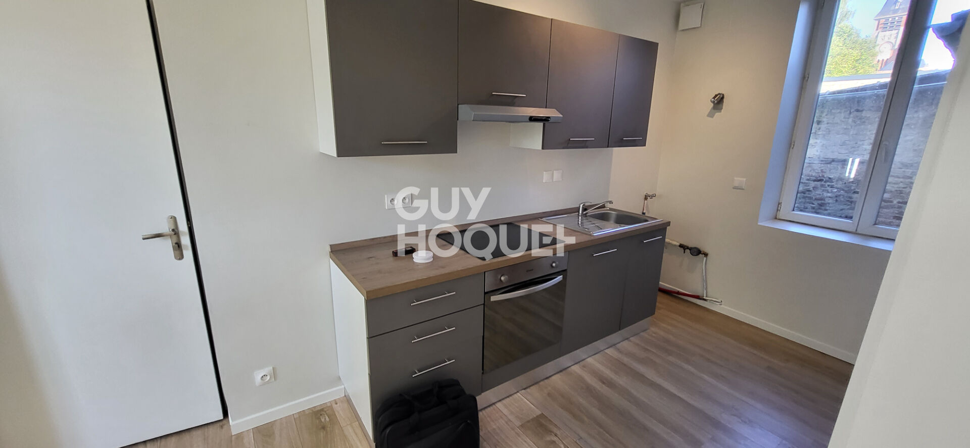 VILLERS BRETONNEUX : appartement T1 (17 m²) à louer