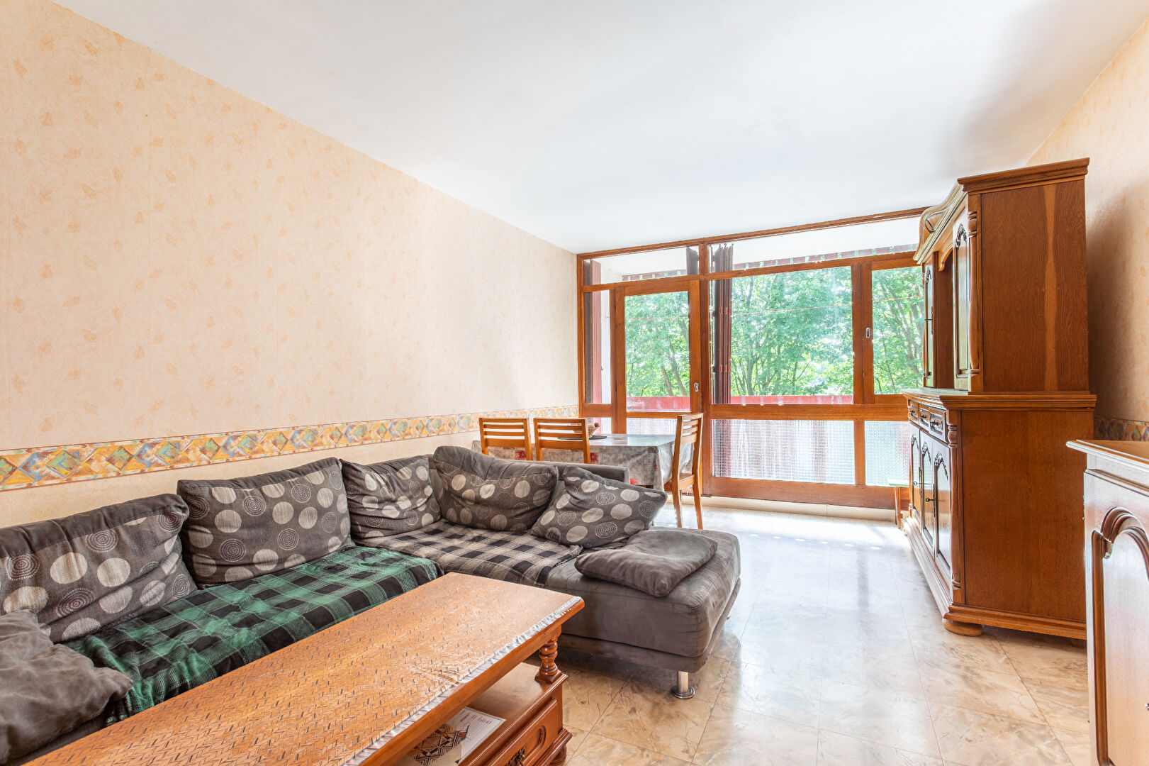 Rare sur le secteur ! Appartement lumineux de 63 m² à rénover à deux pas du centre-ville