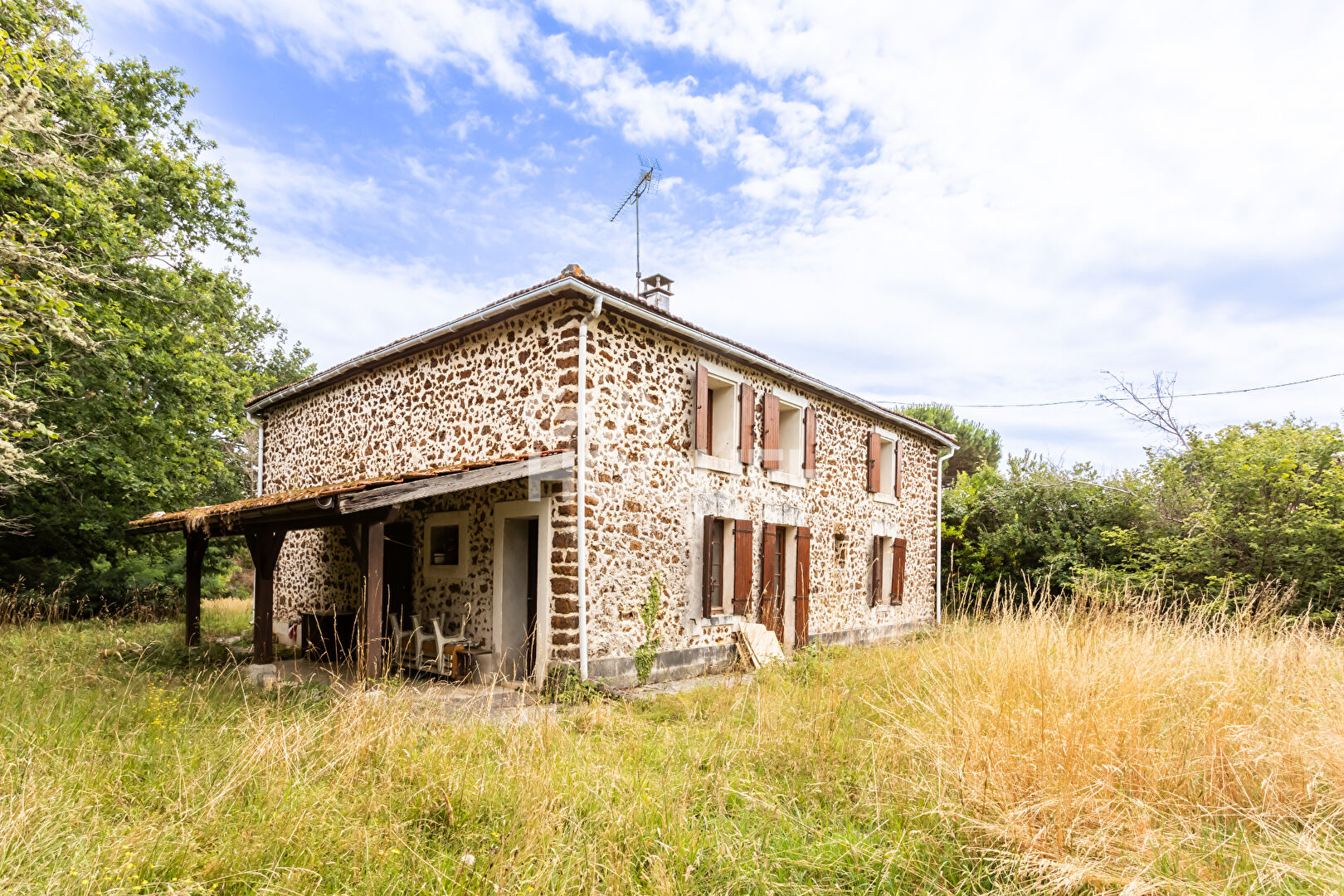 Propriété exceptionnelle en pierre des Landes