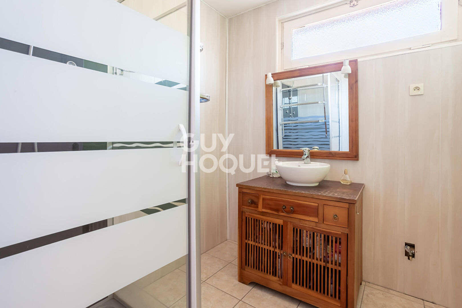 À Biscarrosse Bourg, Idéalement situé, proche des commerces et des écoles