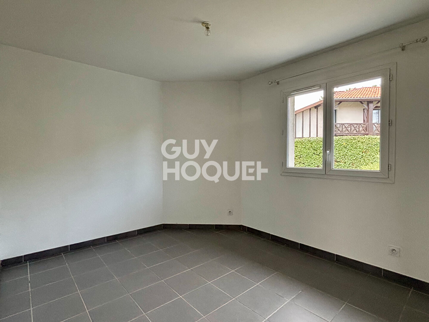 À deux pas du canal et du centre-ville de Biscarrosse-Bourg