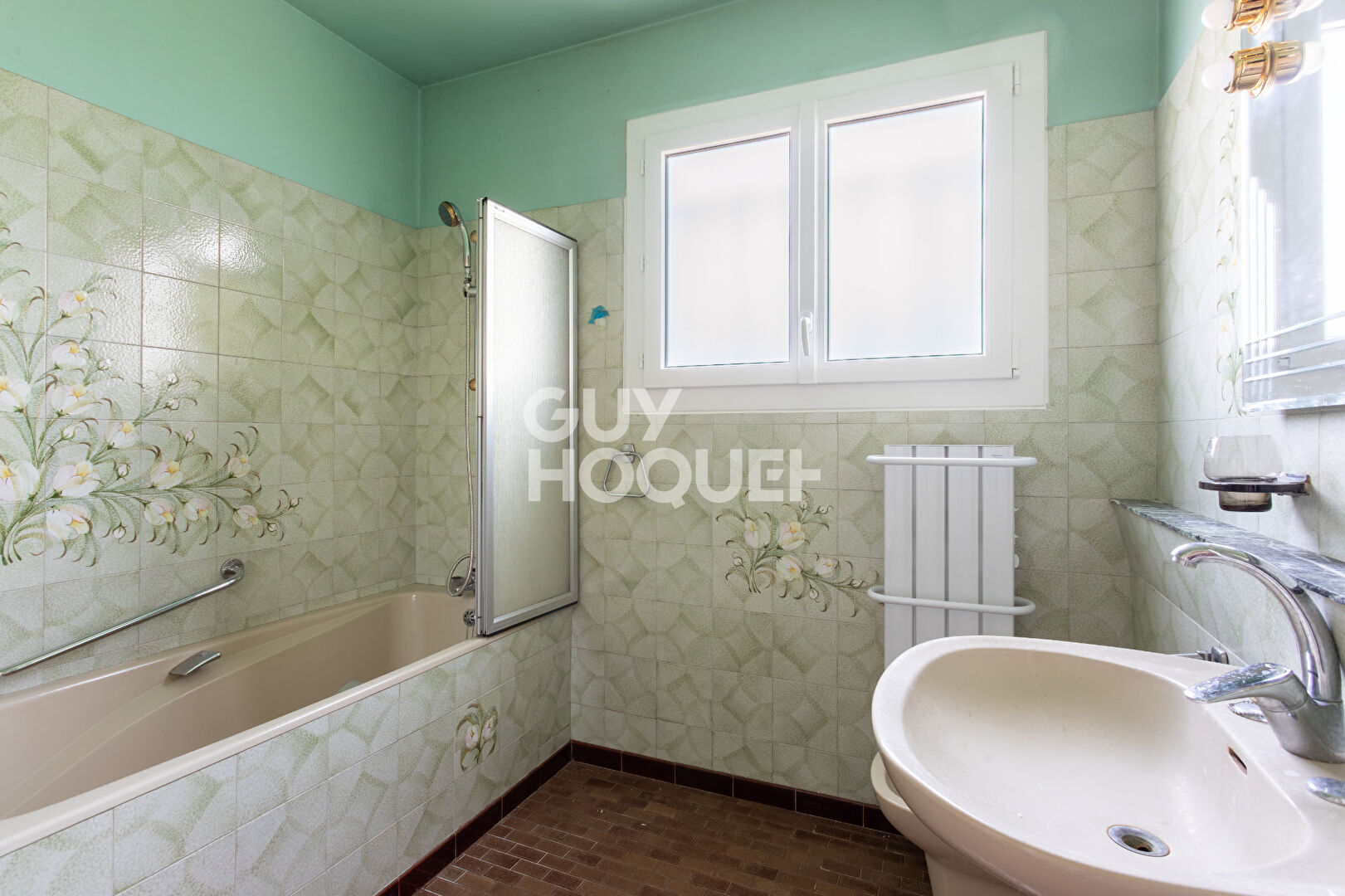 Maison familiale ? Calme, espace et charme des années 70