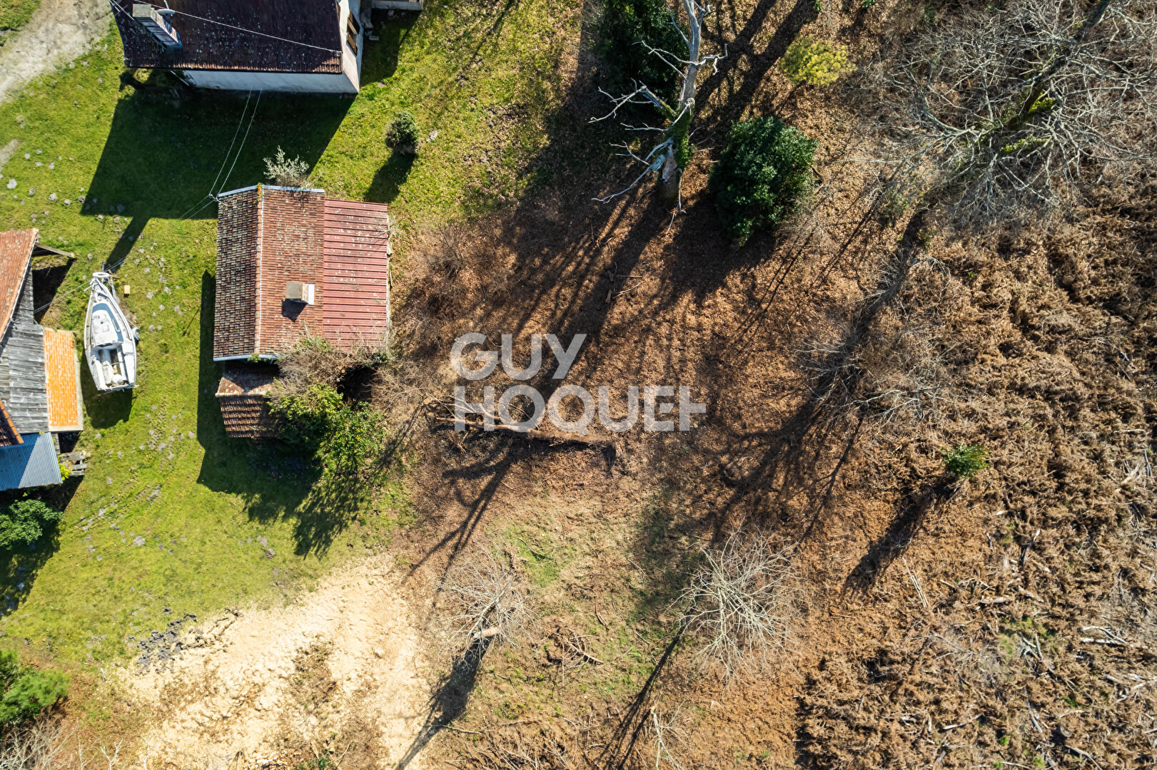 A VENDRE - Grand Terrain Biscarrosse 1706 m²