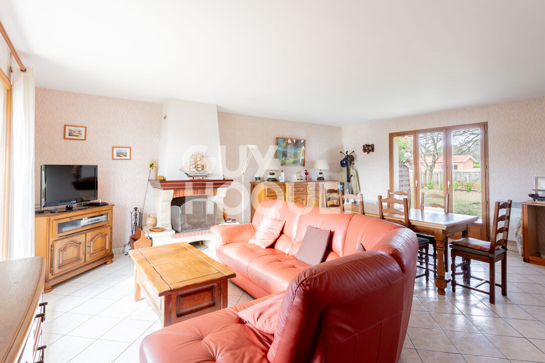 Maison familiale proche commerces