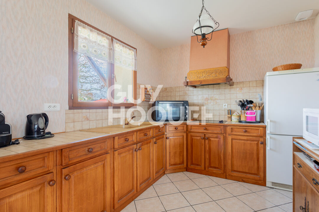 Maison familiale proche commerces