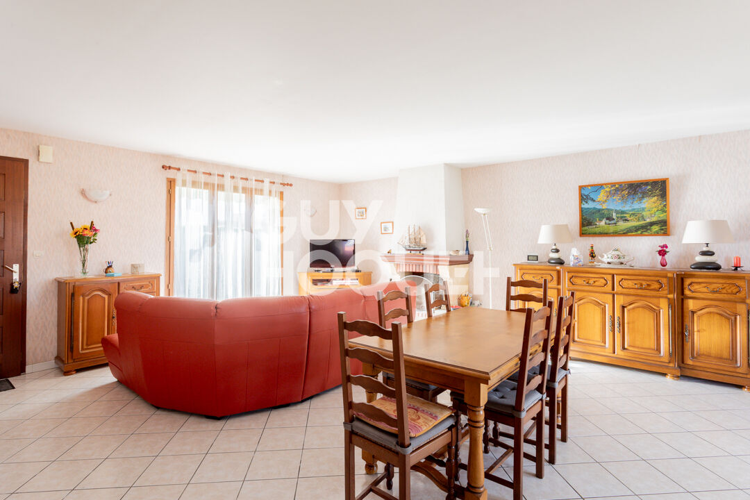 Maison familiale proche commerces