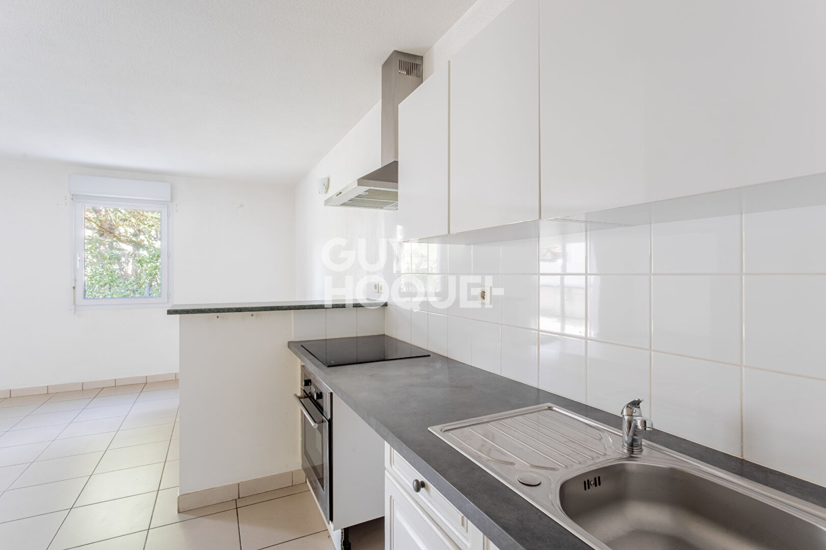 Maison de ville avec jardinet, rare à la vente !