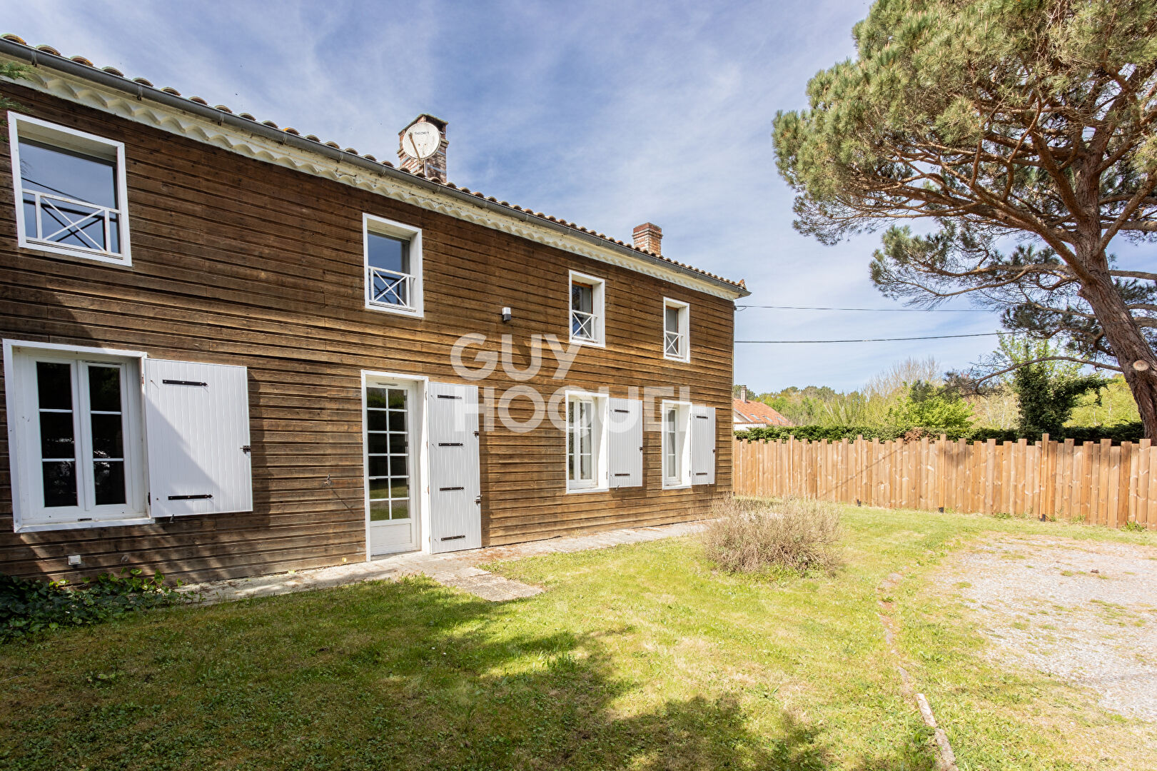 Grande maison aux beaux volumes à Biscarrosse